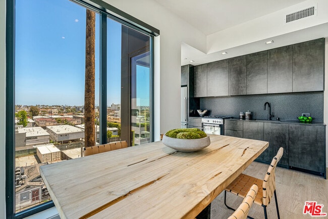 Photo - 10700 Tabor St Unidad 226