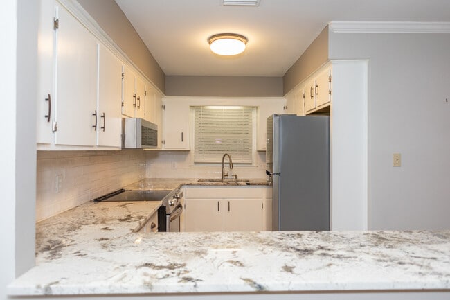 Photo - 7887 Kinglet Rd