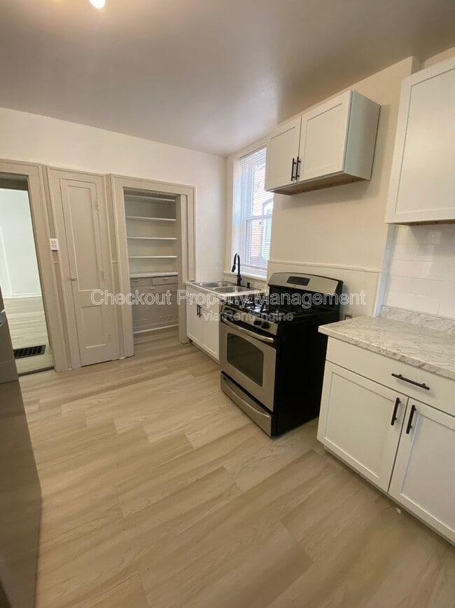 Building Photo - 6436 Idaho Ave