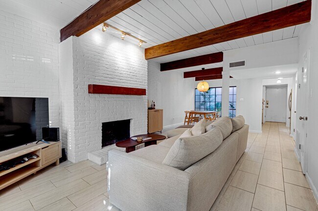 Photo - 5304 Brownway St Unit A3