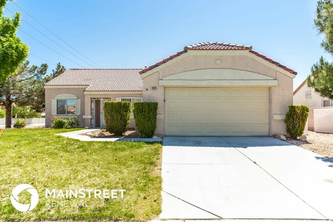 Photo - 2019 W El Campo Grande Ave