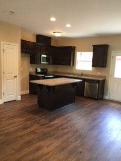 Photo - 7358 School House Ln