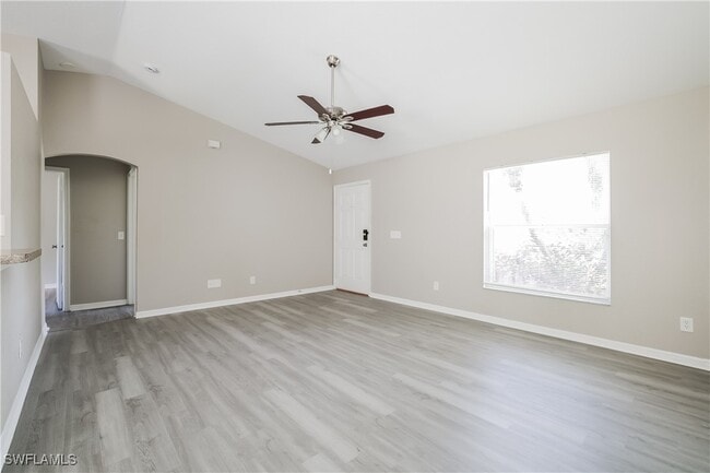 Photo - 3082 Sikeston Ave