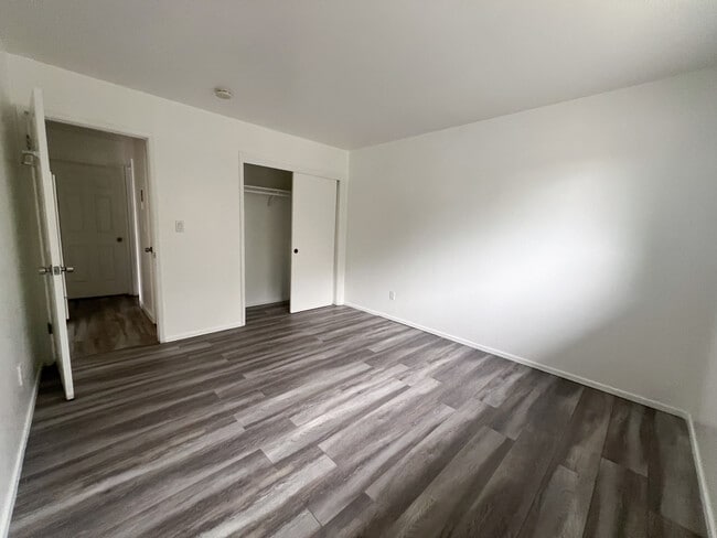 Bedroom 1 - 621 Grand Fir Ave Unit 4