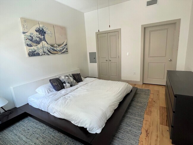 Building Photo - 1901 Post Oak Blvd Unit 2605