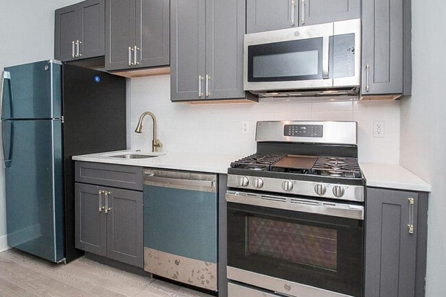 Photo - 2808 W Oxford St Unit 1