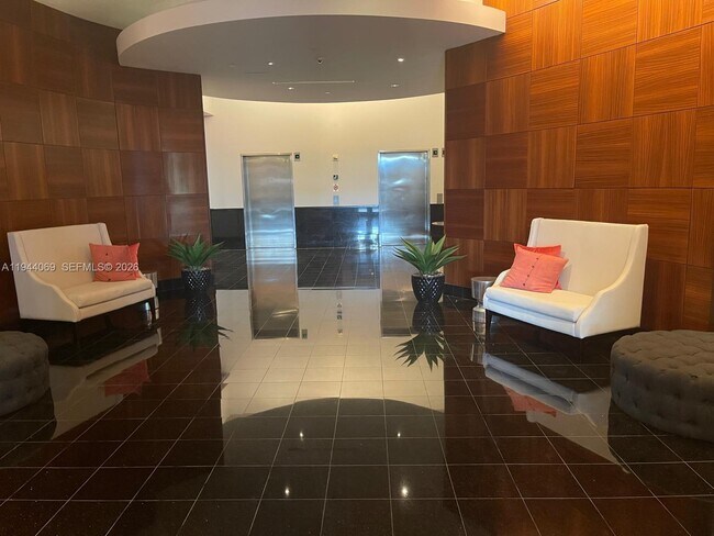 Photo - 3000 Coral Wy Unit 1101