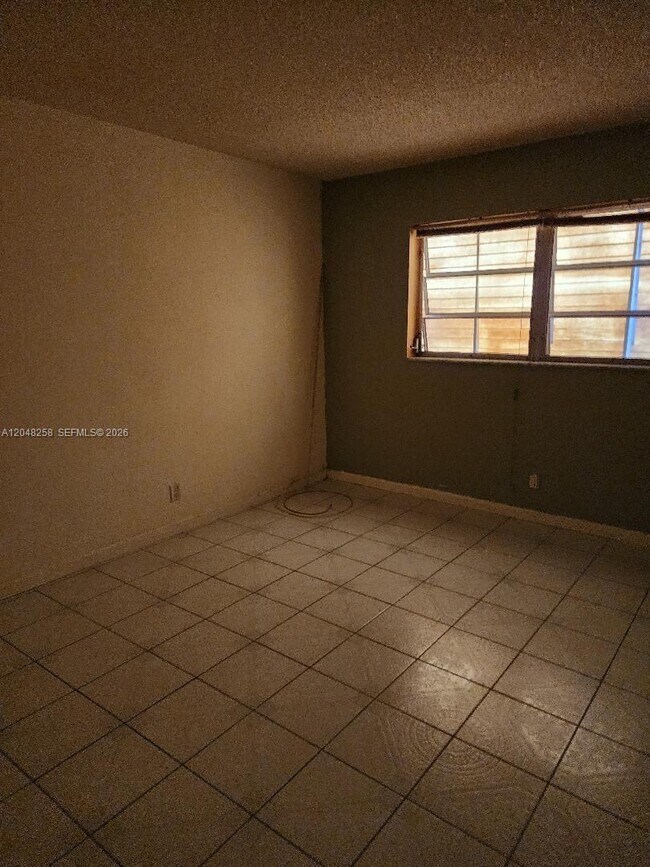 Photo - 1621 NW 46th Ave Unit 102