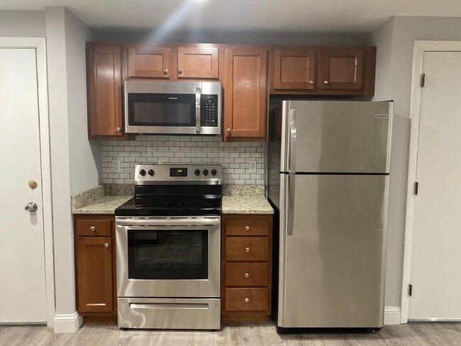 Evergreen Manor Apartments