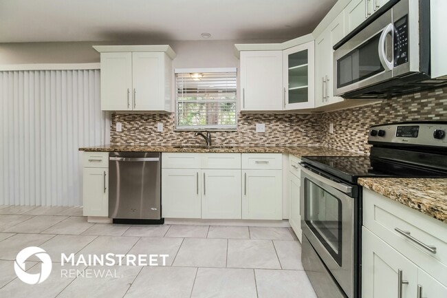 Photo - 605 Crosby Dr