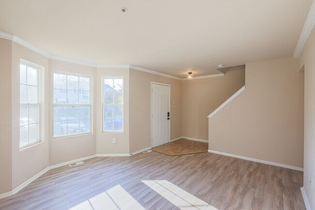 Photo - 1237 Splashing Brook Dr