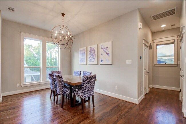 Photo - 2323 Woodhead St Unidad ID1019542P