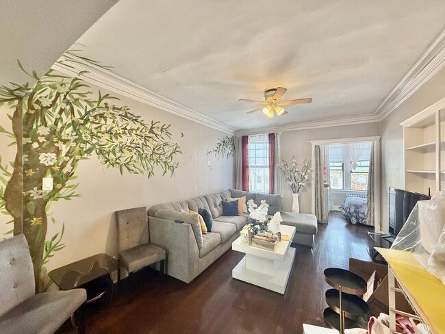 Photo - 2057 W Touhy Ave Unidad 3