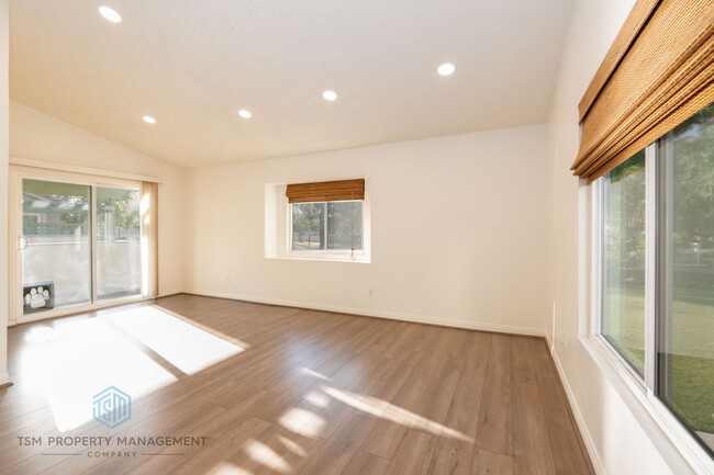 Photo - 2 Bed 2 Bath End Unit Townhouse with Amazing View in Rancho Cucamonga!