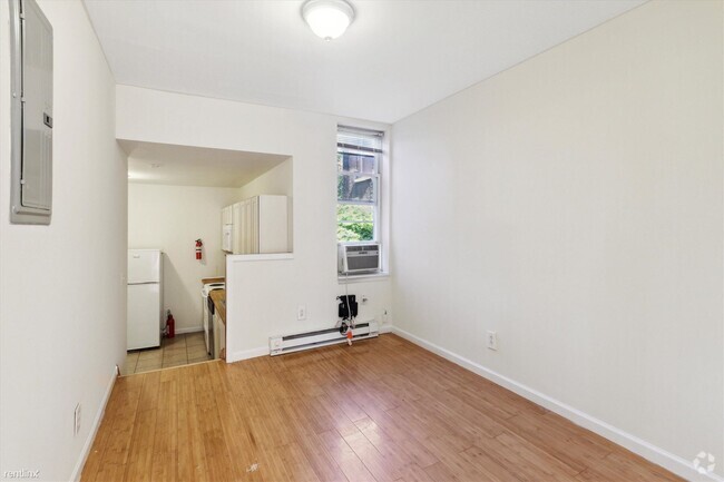 Building Photo - 2 br, 2 bath Triplex - 1616 WILLINGTON ST ... Unit B Rental