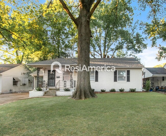 Recently Renovated 3/2 In East Memphis - Recently Renovated 3/2 In East Memphis House