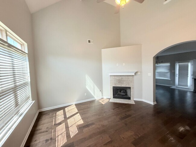 4264 Blake Cir