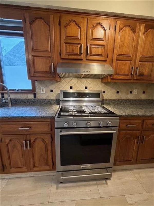 Photo - 33 Lafayette St Unit 2