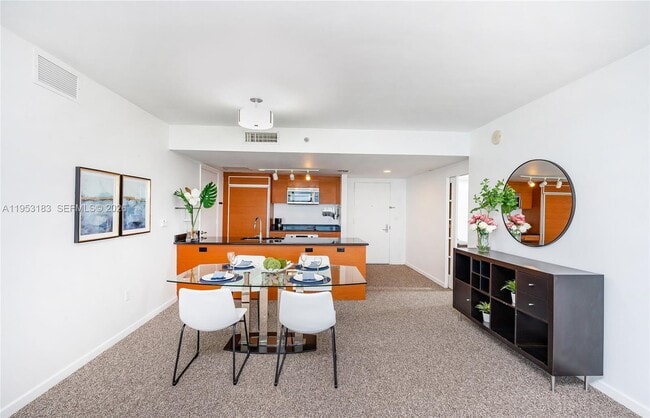 Photo - 50 Biscayne Blvd Unidad 4104