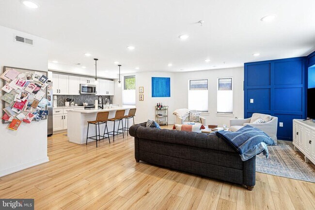 Photo - 1206 N Orianna St Unit 1