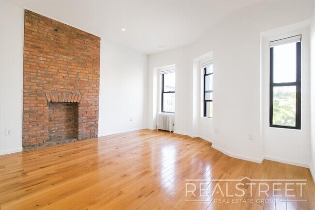 Photo - Spacious 2 BR in Heart of Park Slope Unit 3R