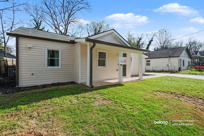 Photo - 1017 Sparks St SW