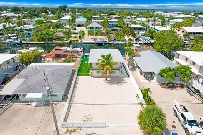 Photo - 125 Gardenia St