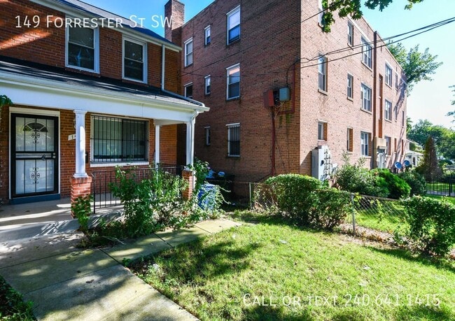 Photo - 149 Forrester St SW
