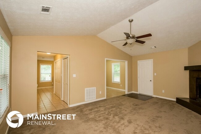 Photo - 7685 Mountain Creek Way