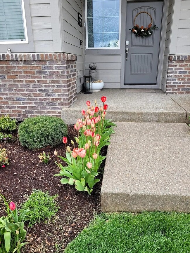 Entrance - 5140 SE 81st Ave