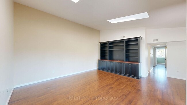 Photo - Amazing 2nd Floor Home for 55-Plus in Huntington Landmark Adult Community Unidad #301H