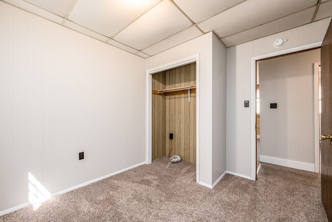Photo - 480 Spruce Hollow Rd Unit Apt B