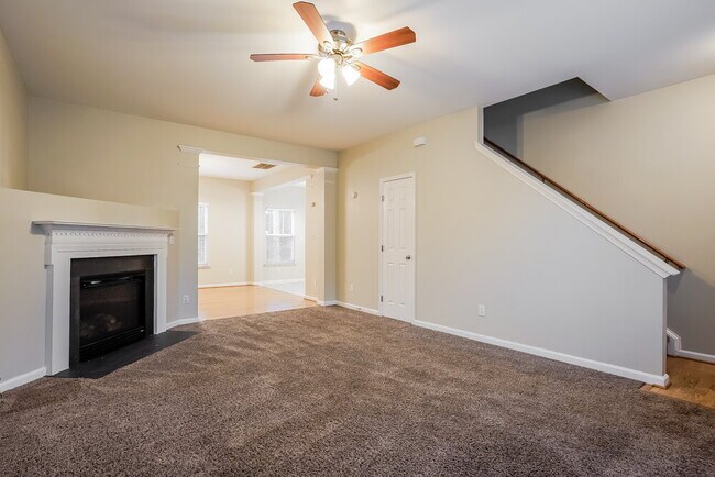 Photo - 3629 Pinkham Way