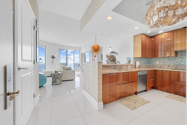 Photo - 2700 N Ocean Dr Unit Ph4b