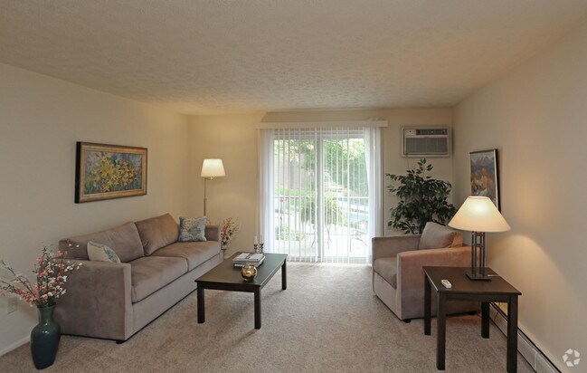 1BR, 1BA - 675 SF