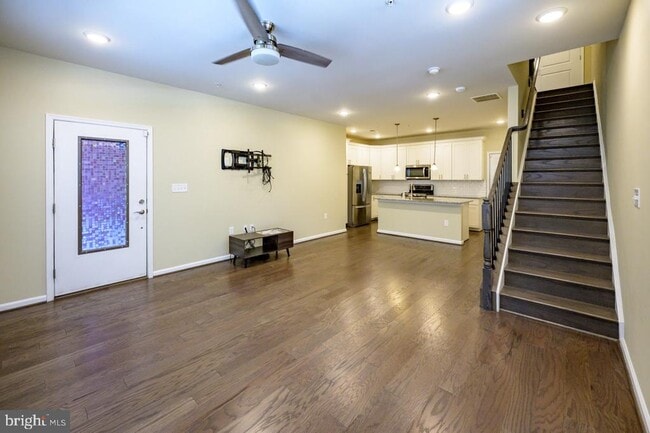 Photo - 5130 Cambria Wy