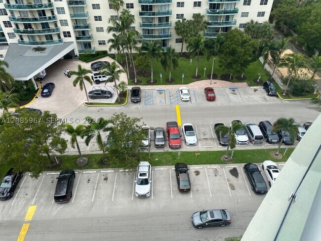 Photo - 19380 Collins Ave Unit 1025