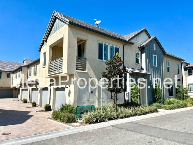 3880 S Oasis Paseo Unit 15