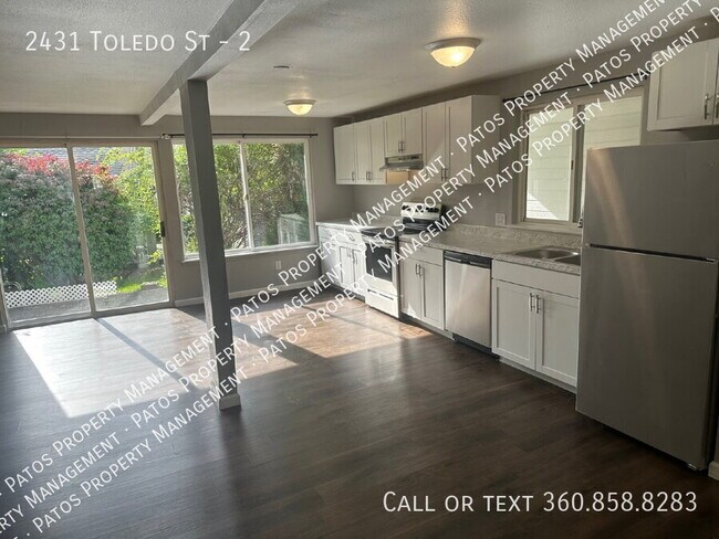 Photo - 2431 Toledo St Unit 2