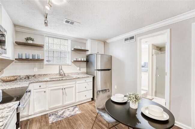 Photo - 136 River Walk