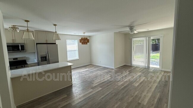 Photo - 123 Woodduck Dr Unit A