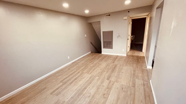 Building Photo - 1430 Villa Ct Unit C