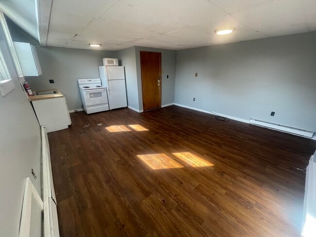 Photo - 2733 Dartmouth College Hwy Unit 11