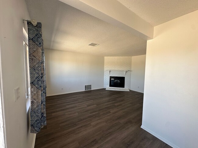 Photo - Newly Remodeled 2 bed 1 bath home!