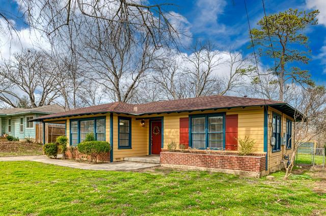Photo - 1828 Panhandle St House