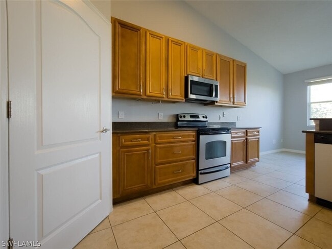 Photo - 2345 Golden Aster St