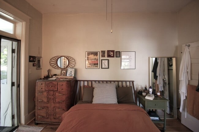 Photo - 851 E 3rd Ave