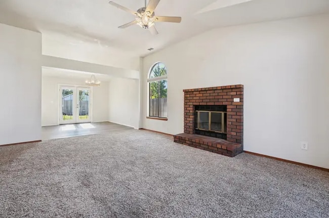 Photo - 2553 Candlewood Dr