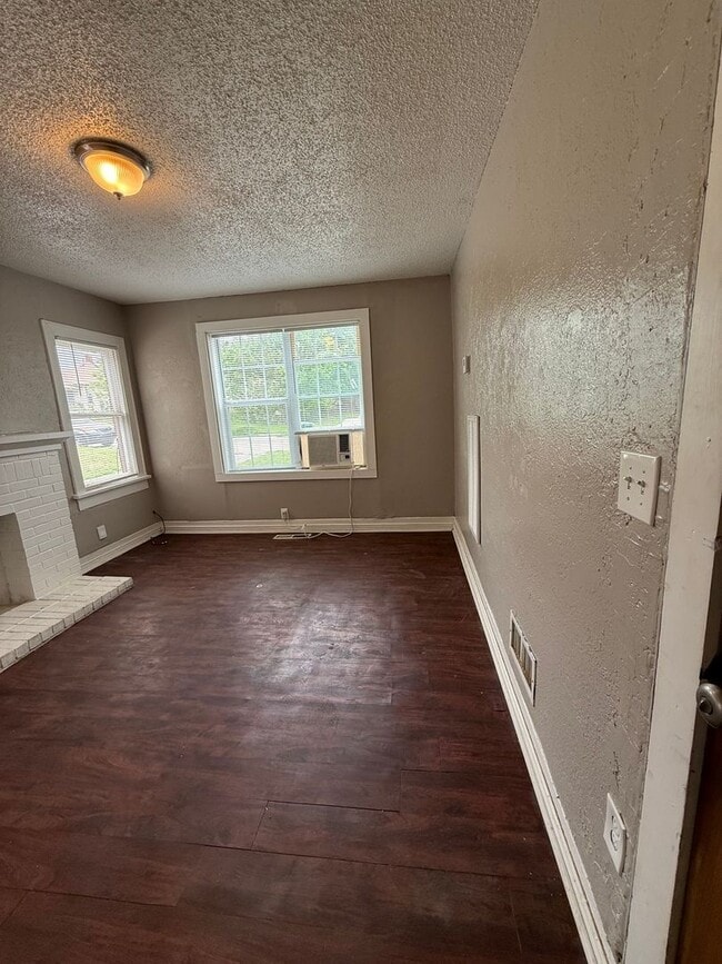Photo - Cozy 1BR in the Heart of OKC – Walk to Plaza District Unit B