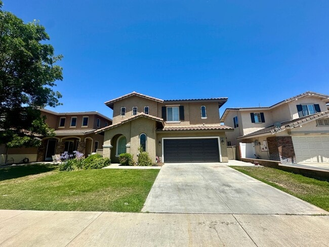 Photo - Beautiful Winchester 4-Bedroom  Home!